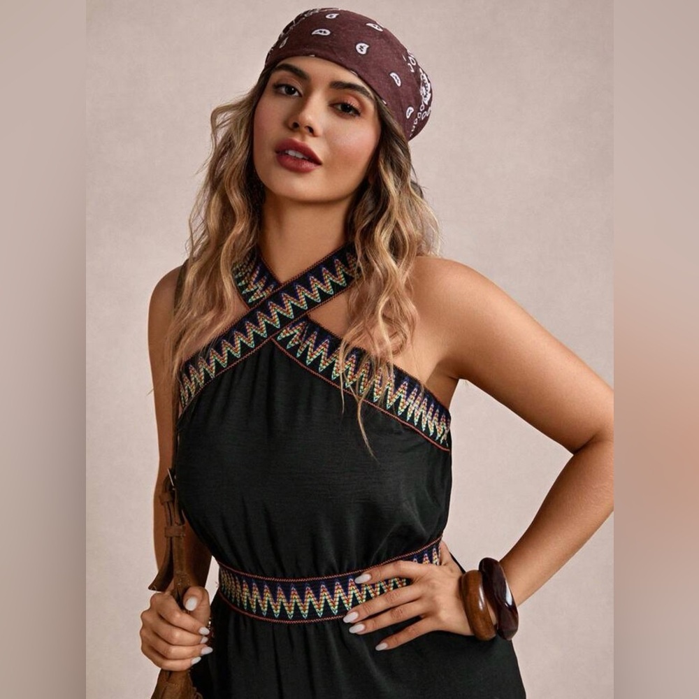 Black Leaf Halter With Multicolor Zigzag Crisscro… - image 4